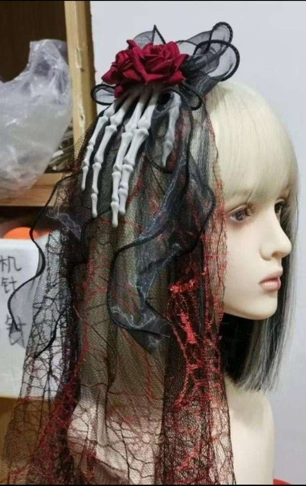 Presilha Mao Caveira C/ Flor Véu Enfeite Cabelo Halloween