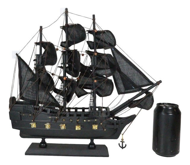 Navio Pirata Caravela Artesanal Barco A Vela Confection 44cm