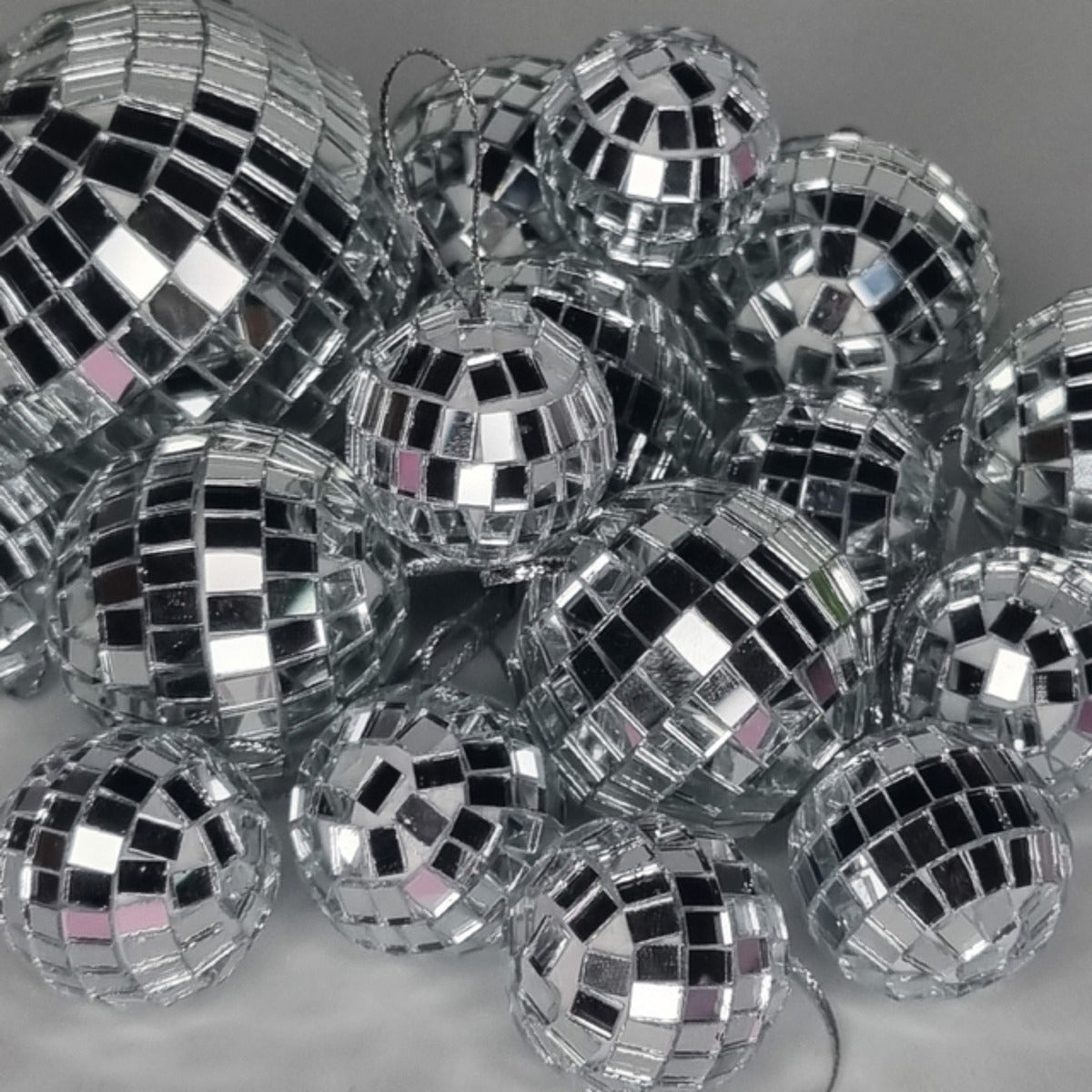 Kit 33 Globo Espelhado 3cm 4cm E 10cm Balada Festa Dj